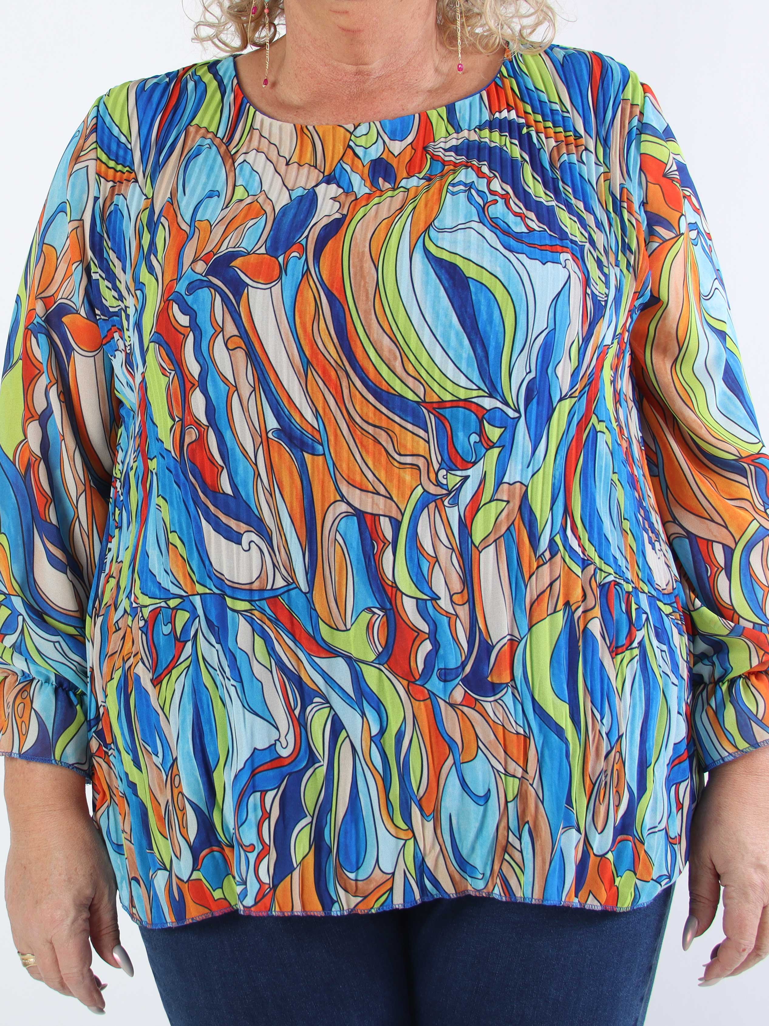 Lilia - Mönstrad plisserad blus i stor storlek